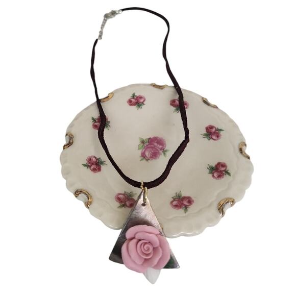 Pink Porcelain Rose Silver Leather Triangle Velvet Necklace - Picture 1 of 4